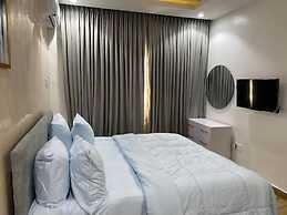 Westmac Hotel and Apartments