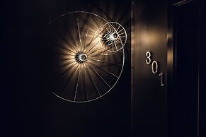 Loom Hotel