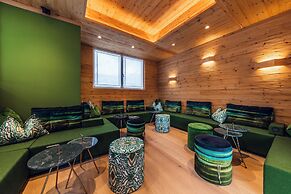 Loom Hotel
