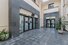 10 Mansion House - Indoor Pool Sea Views Gym