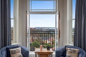 10 Mansion House - Indoor Pool Sea Views Gym