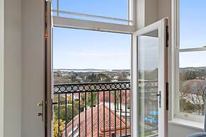 10 Mansion House - Indoor Pool Sea Views Gym