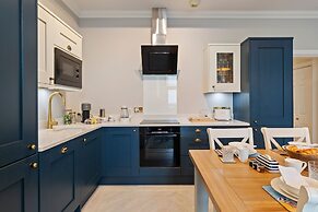 10 Mansion House - Indoor Pool Sea Views Gym