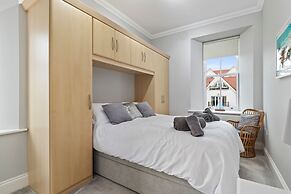 10 Mansion House - Indoor Pool Sea Views Gym