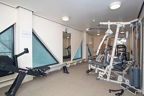 10 Mansion House - Indoor Pool Sea Views Gym