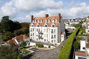 10 Mansion House - Indoor Pool Sea Views Gym