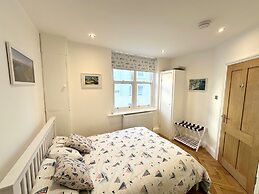 The Slipway Suite, Fowey Harbour & Parking 1 Min