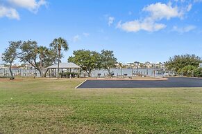 Shipwatch Riverside E104