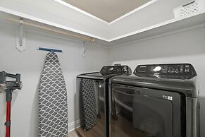 Shipwatch Riverside E104