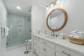 Shipwatch Riverside E104