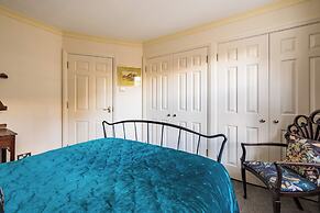 Mayfair 3-bed 6-guest W/patio & ac Berkeley Square