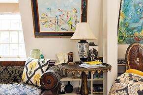 Mayfair 3-bed 6-guest W/patio & ac Berkeley Square