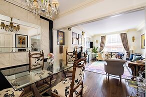 Mayfair 3-bed 5-guest Berkeley Square 1729 House