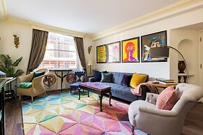 Mayfair 3-bed 5-guest Berkeley Square 1729 House