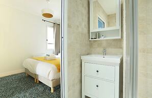 Apartment Center of Paris