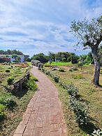 Hotel with swimming pool near Stintino