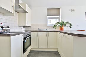 3 Bed Duplex in Central Pontcanna