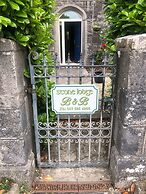 Stone Lodge B&B