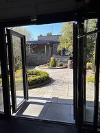 Stone Lodge B&B