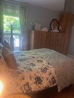 Stone Lodge B&B