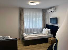 Haven - Hotel Dona
