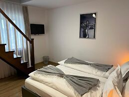 Haven - Hotel Dona