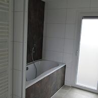 Holiday Home With gas Fireplace & Bath