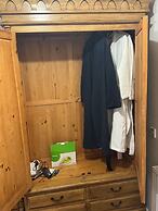 Cozy 4-bed Room Apartments in Birmingham