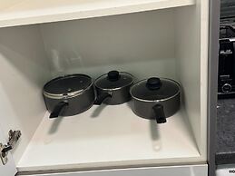 Cozy 4-bed Room Apartments in Birmingham