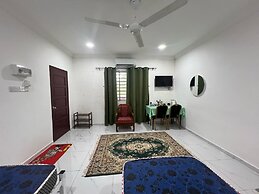 Capital O 91117 Noor Room Stay