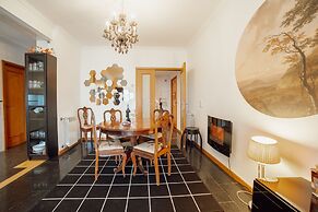 Arcozelo Pool Garage by Vacationy