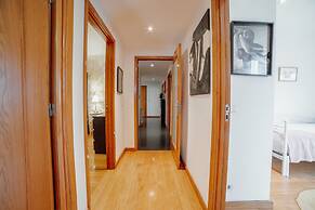 Arcozelo Pool Garage by Vacationy