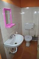 Hotel Aadhar Barbil