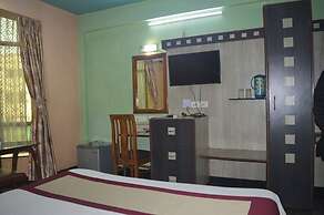 Hotel Aadhar Barbil