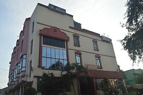 Hotel Aadhar Barbil