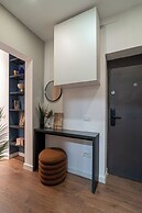 Urban Chic Studios - Steps to Cismigiu