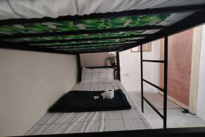 La Ud Lounge and Hostel