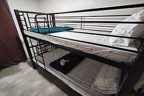 La Ud Lounge and Hostel