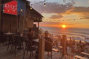 La Ud Lounge and Hostel