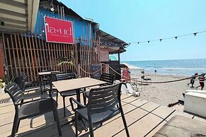 La Ud Lounge and Hostel