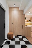 Modern & Spacious 2BR Steps to Cismigiu Gardens