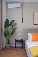 Modern & Spacious 2BR Steps to Cismigiu Gardens