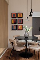 Modern & Spacious 2BR Steps to Cismigiu Gardens