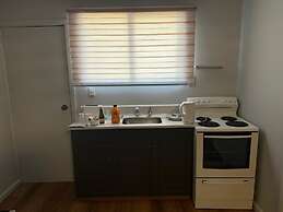 301 Bealey Ave Motel