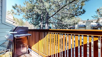Mammoth Sierra Townhomes #38 3 Bedroom Condo