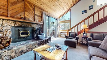 Mammoth Sierra Townhomes #38 3 Bedroom Condo