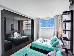 Tides of Hollywood N-11G