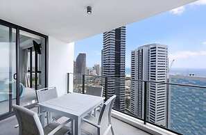 Sierra Broadbeach - Ocean View Apartment