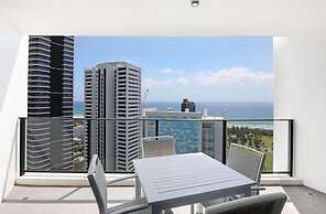 Sierra Broadbeach - Ocean View Apartment