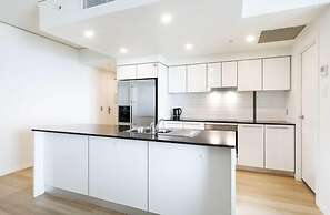 Sierra Broadbeach - Ocean View Apartment